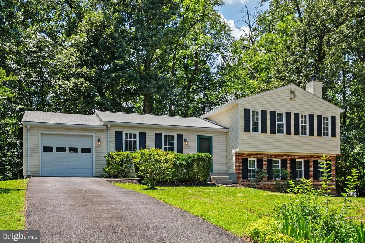 2422 Ivywood Rd, Reston, VA 20191 - #1