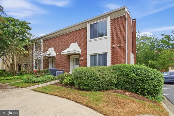 3861 Persimmon Cir, FAIRFAX, VA 22031