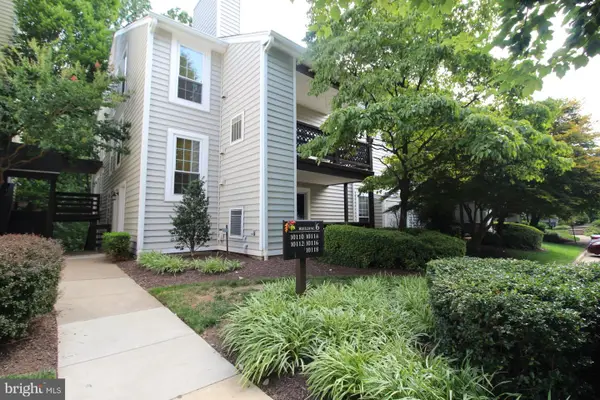 10118 Oakton Terrace Rd #10118, OAKTON, VA 22124