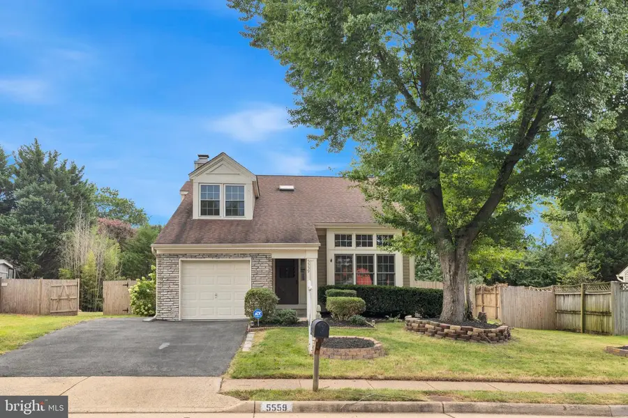 5559 Sequoia Farms Dr, Centreville, VA 20120 - #2