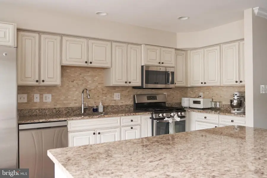 6316 John Charles Lndg, Centreville, VA 20121 - #2
