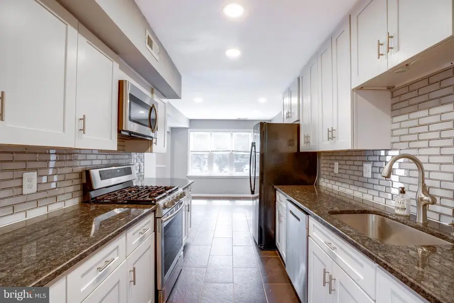 5117 Overlook Park, Annandale, VA 22003 - #2