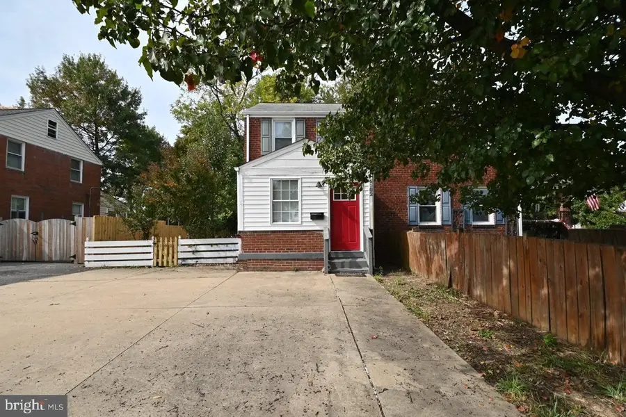 6102 N Kings Hwy, Alexandria, VA 22303 - #2