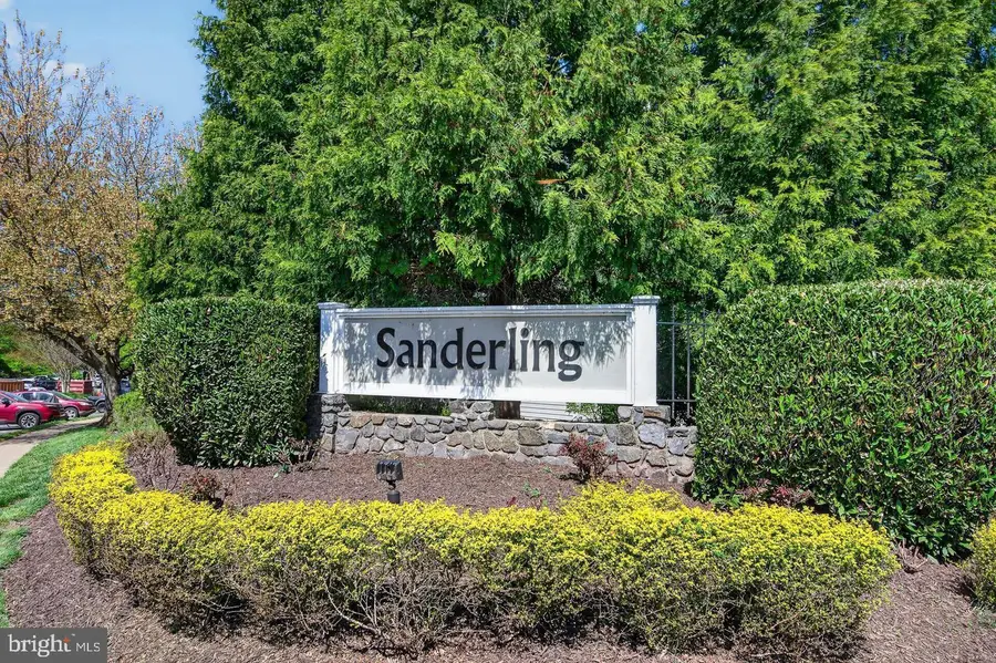 14317 Climbing Rose Way #104, Centreville, VA 20121 - #2