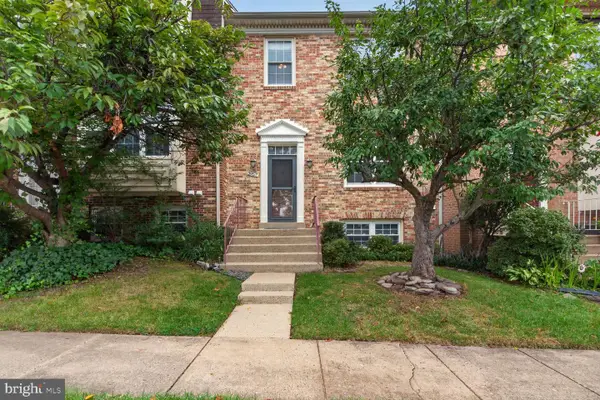 3957 Rosebay Ct, FAIRFAX, VA 22033