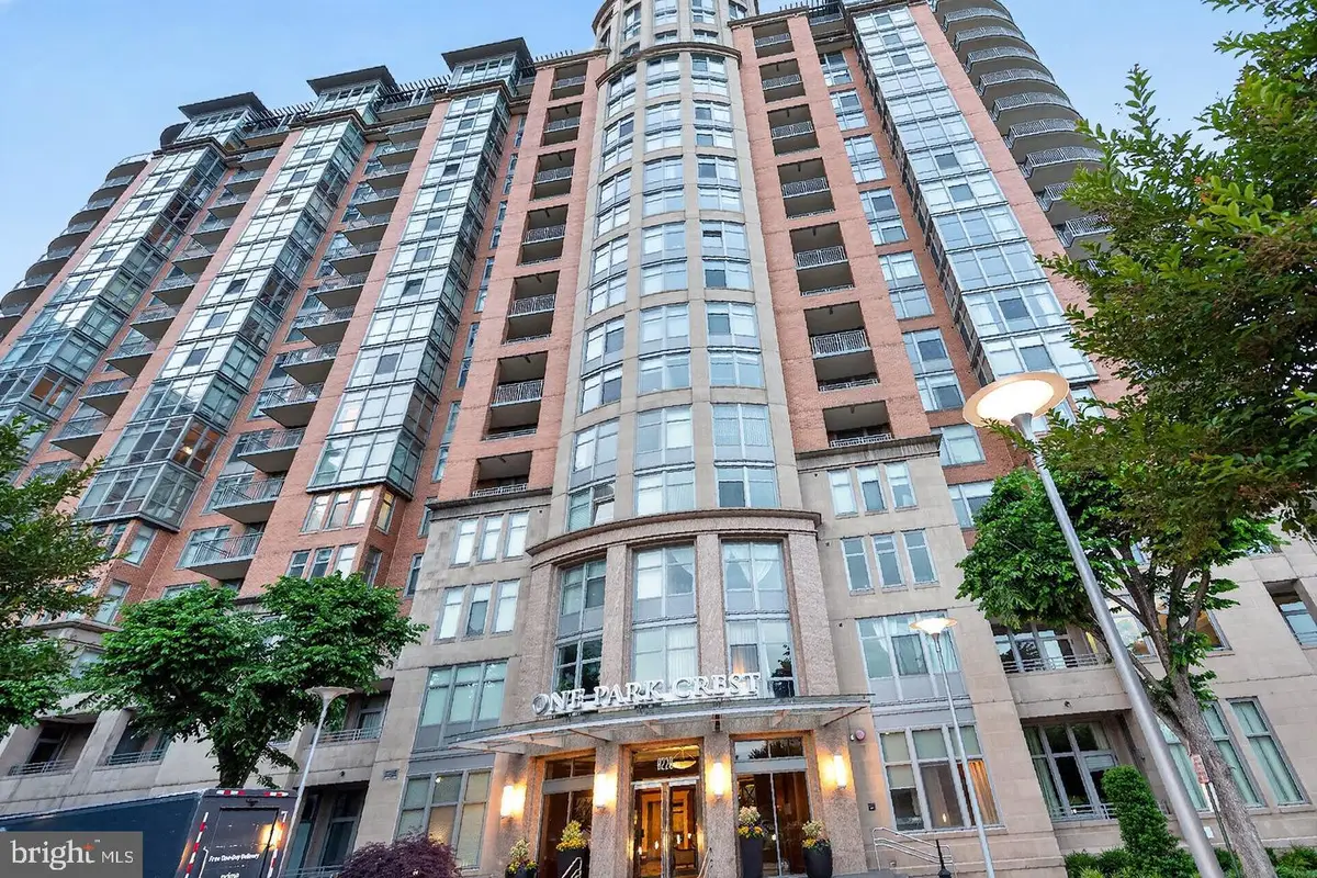 8220 Crestwood Heights Dr #1410, McLean, VA 22102 - #1