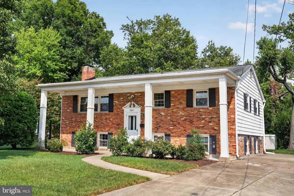 7917 Donelson St, Alexandria, VA 22309 - #1