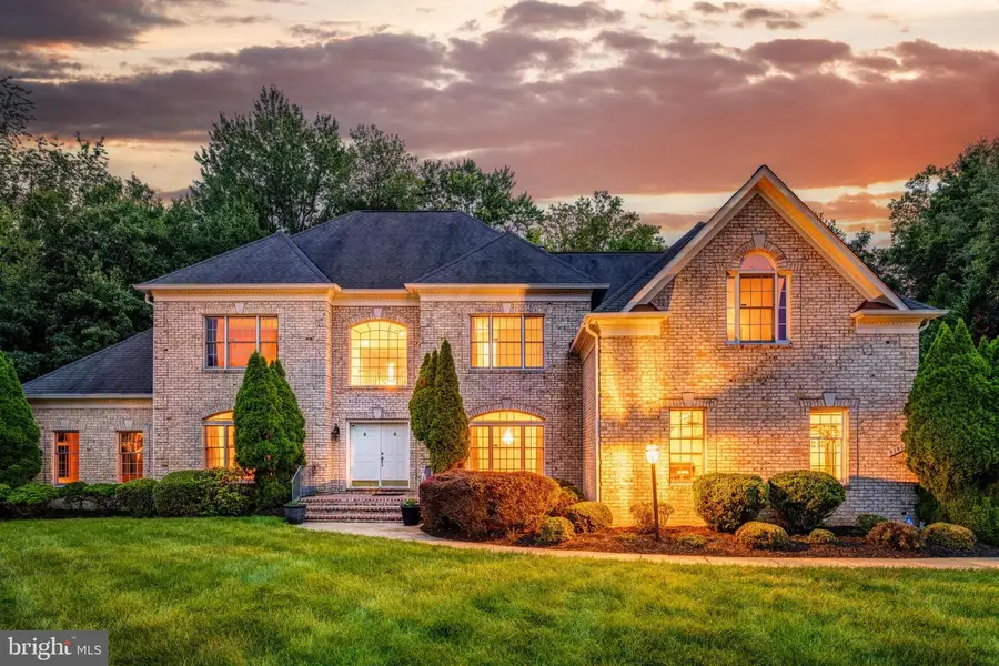 9395 Wolf Trap Creek Ct, Great Falls, VA 22066 - #2