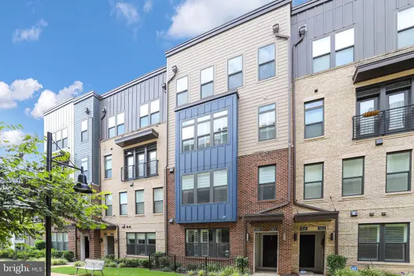 1662 Bandit Loop #3b, RESTON, VA 20190