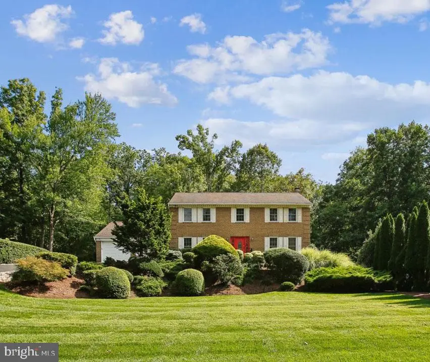 11151 Conestoga Ct, Oakton, VA 22124 - #1