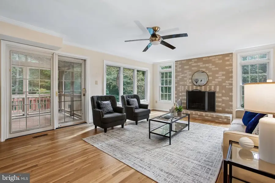 11151 Conestoga Ct, Oakton, VA 22124 - #3
