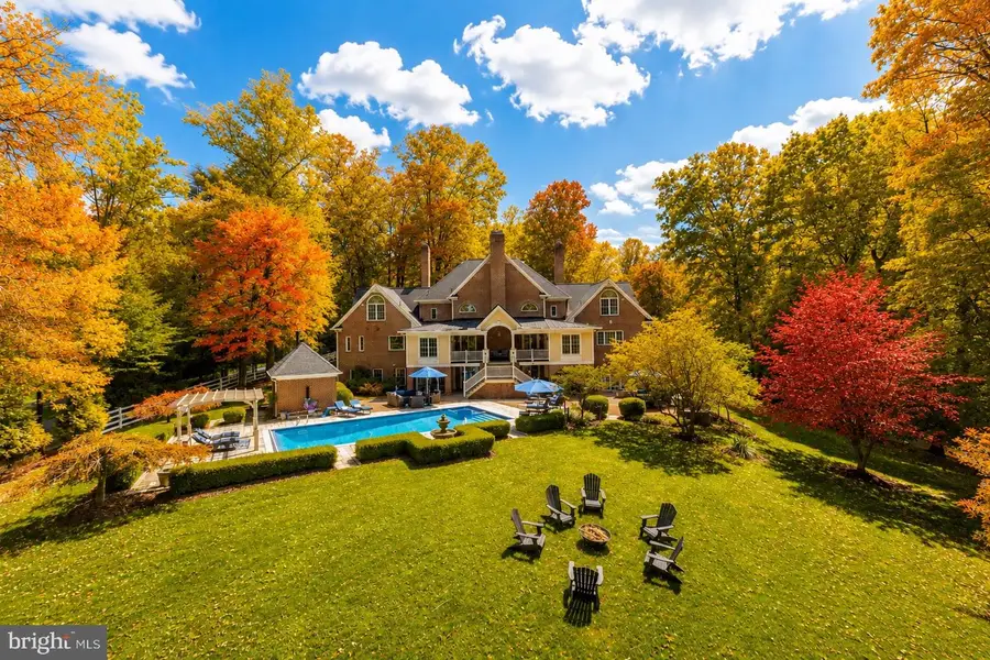 105 Interpromontory Rd, Great Falls, VA 22066 - #2