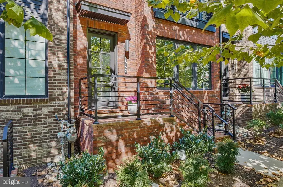 1962 Roland Clarke Pl, Reston, VA 20191 - #2