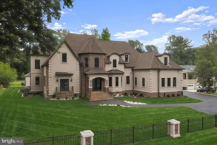 7301 Calvert St, Annandale, VA 22003 - #2