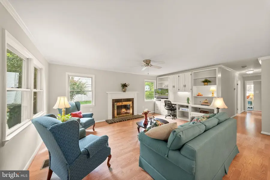 13127 Madonna Ln, Fairfax, VA 22033 - #2