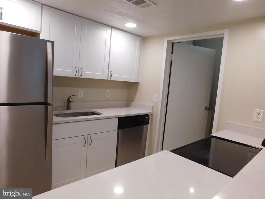 9538 Hagel Cir #c, Lorton, VA 22079 - #3