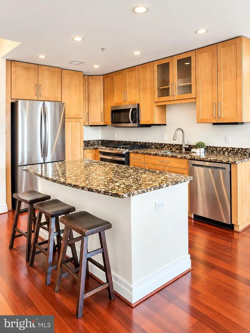 8220 Crestwood Heights Dr #1208, McLean, VA 22102 - #3