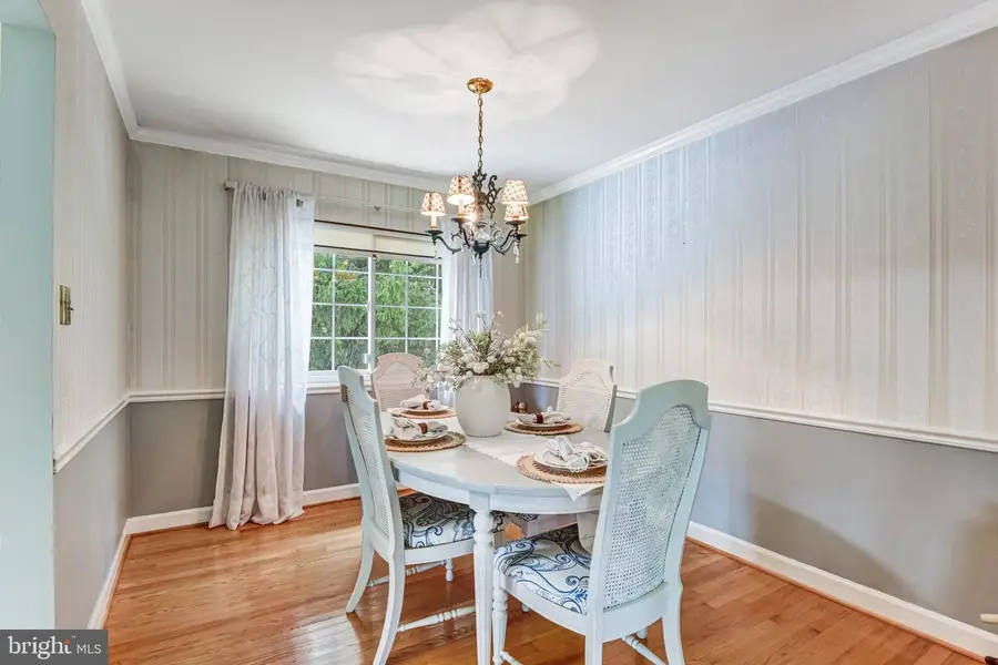 10129 Lake Haven Ct, Burke, VA 22015 - #3