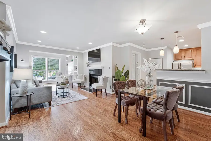 3175 Summit Dr #5-b9, Oakton, VA 22124 - #2