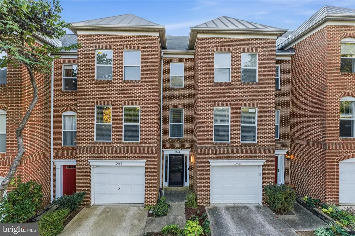 12066 Edgemere Cir, Reston, VA 20190 - #1