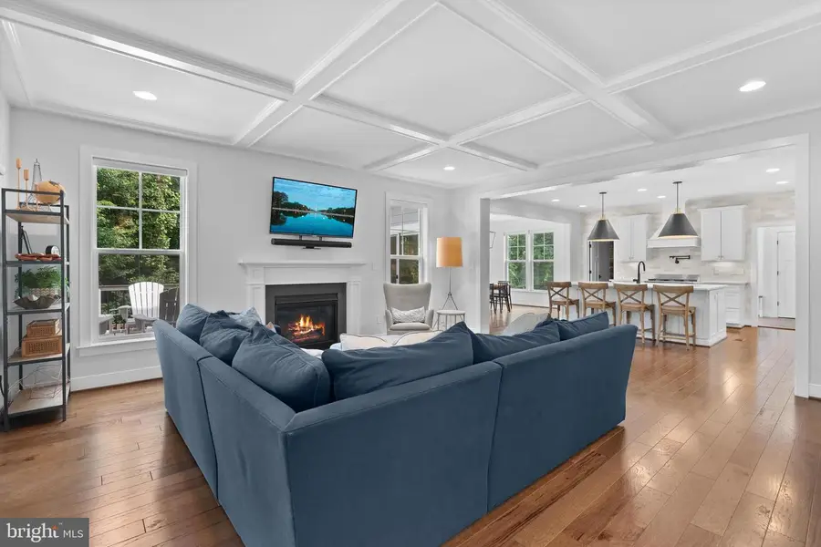 7314 Hughes Ct, Falls Church, VA 22046 - #2