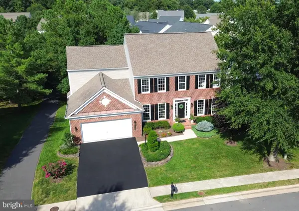 8164 American Holly Rd, LORTON, VA 22079