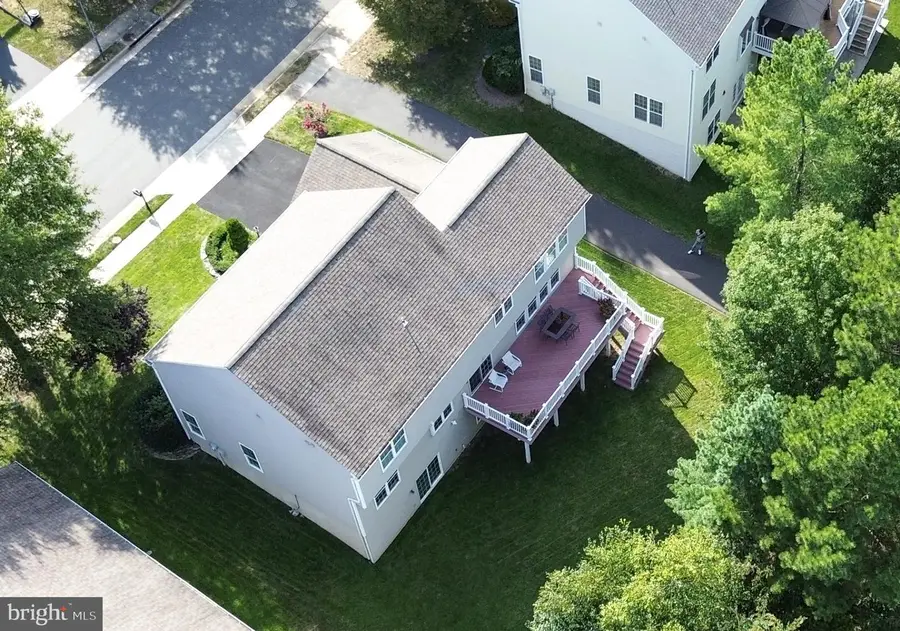 8164 American Holly Rd, Lorton, VA 22079 - #3