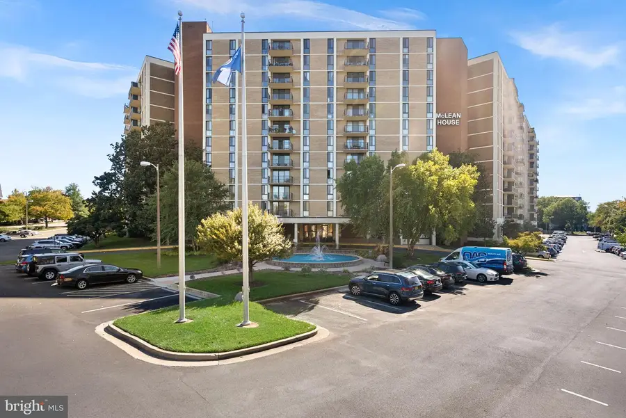 6800 Fleetwood Rd #520, McLean, VA 22101 - #2