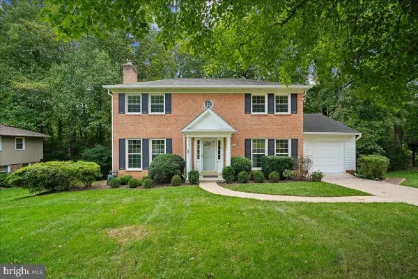 3215 Amberley Ln, FAIRFAX, VA 22031