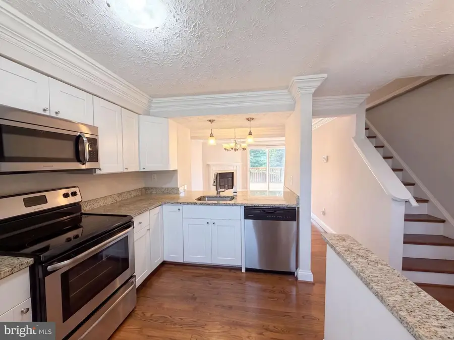 8769 Kanawha Ct, Lorton, VA 22079 - #2