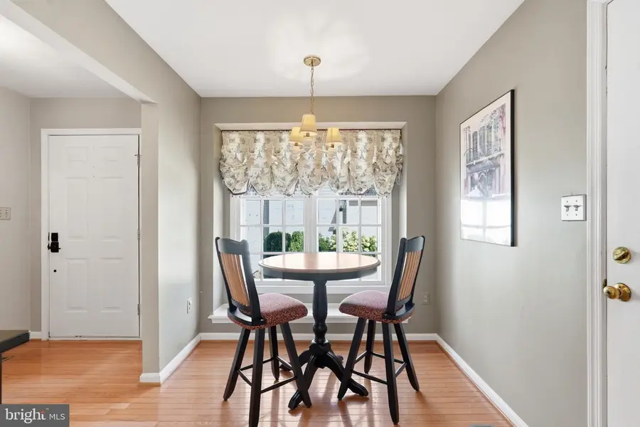 1252 Lamplighter Way, Reston, VA 20194 - #3
