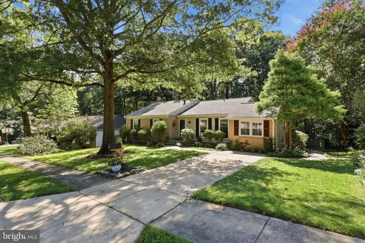 6424 Alloway Ct, Springfield, VA 22152 - #1