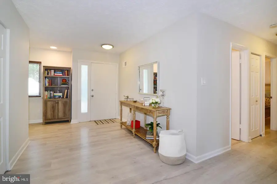 2215 Sanibel Dr, Reston, VA 20191 - #2