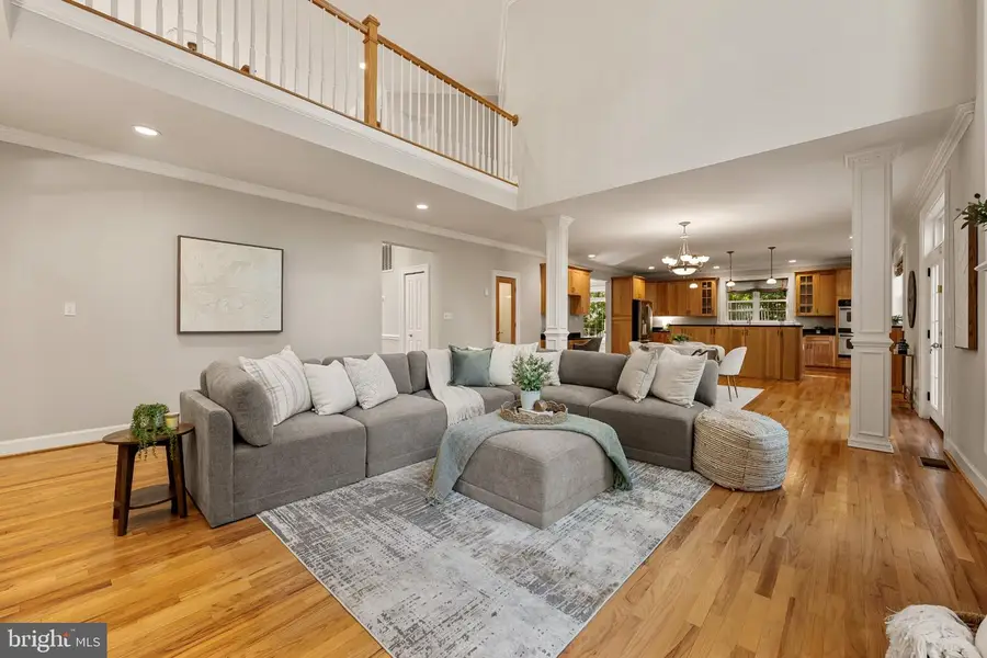 7203 Calamo St, Springfield, VA 22150 - #3