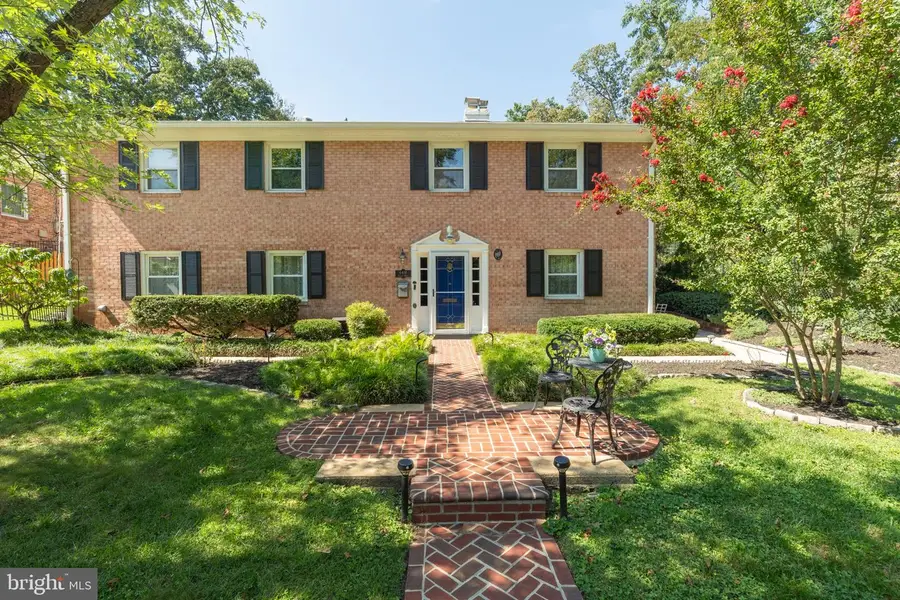 6418 Cygnet Dr, Alexandria, VA 22307 - #2