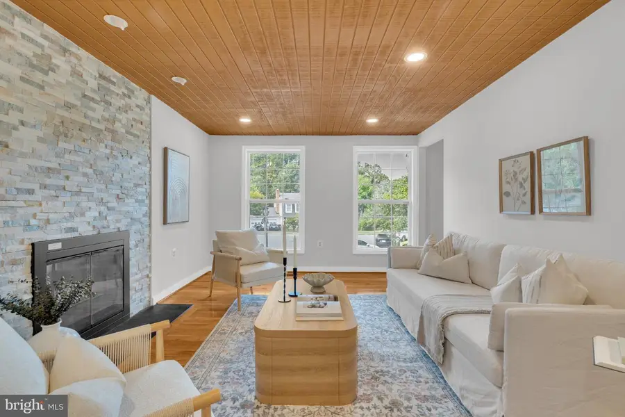 2283 Dosinia Ct, Reston, VA 20191 - #2