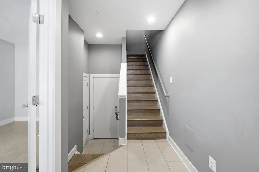 2908 Penny Ln, Fairfax, VA 22031 - #3