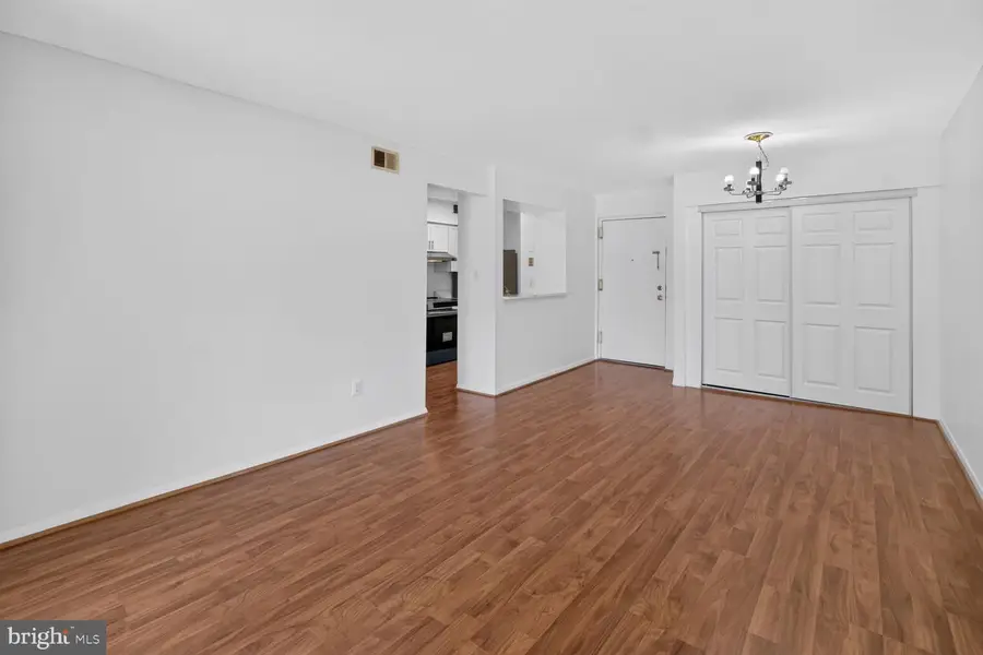 8509-a Barrington Ct, Springfield, VA 22152 - #2