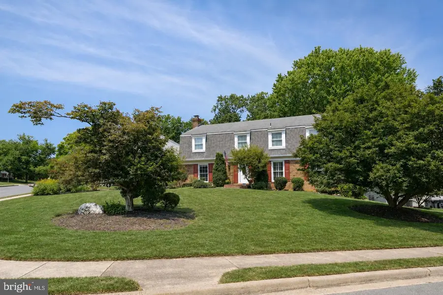 10704 Stanhope Pl, Fairfax, VA 22032 - #3