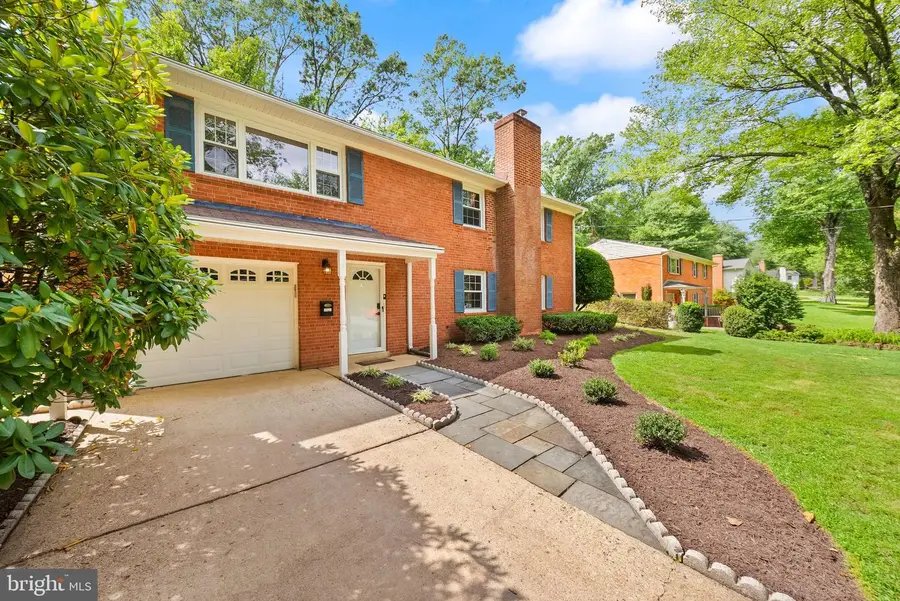 4426 Rockcrest Dr, Fairfax, VA 22032 - #3