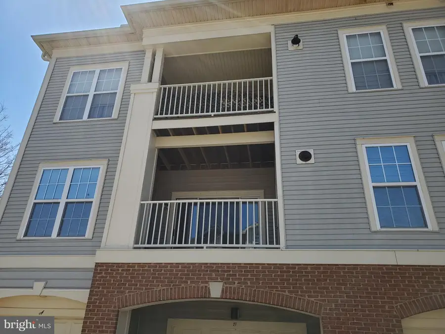 11314 Westbrook Mill Ln #201, Fairfax, VA 22030 - #2