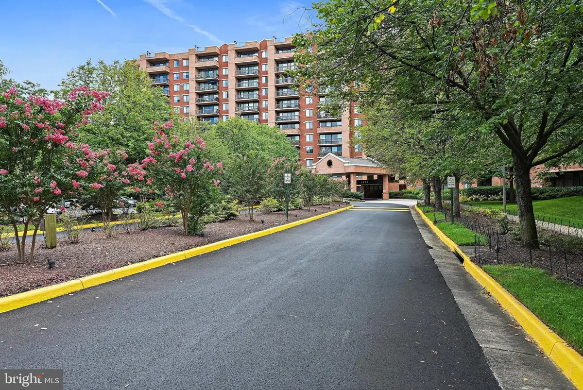 2230 George C Marshall Dr #1218, Falls Church, VA 22043 - #1