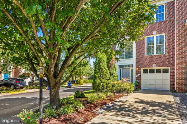 3425 Diehl Ct, FALLS CHURCH, VA 22041