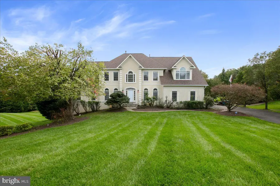 2617 Sledding Hill Rd, Oakton, VA 22124 - #2