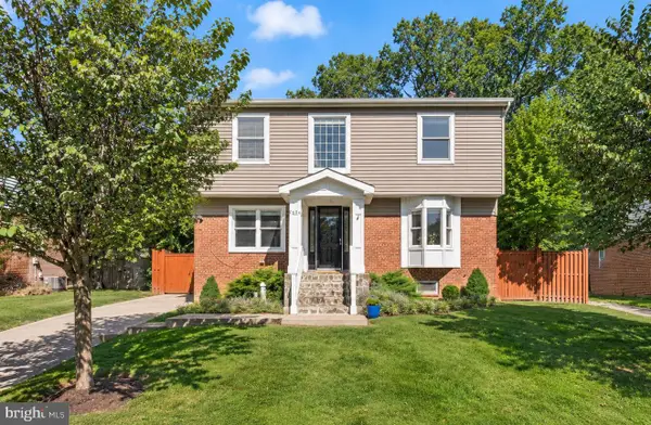 7406 Valleycrest Blvd, ANNANDALE, VA 22003