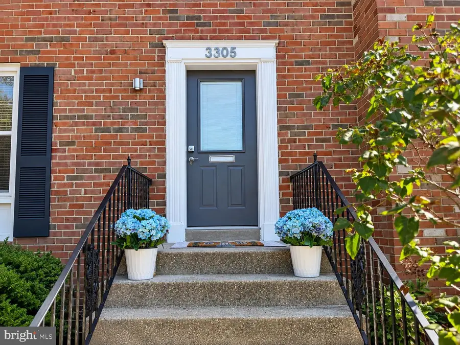 3305 Spring Ln, Falls Church, VA 22041 - #3