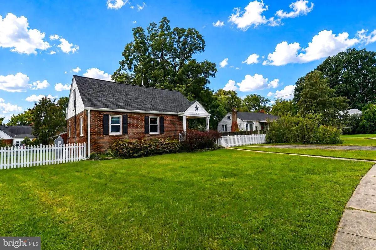 3321 Memorial St, Alexandria, VA 22306 - #1