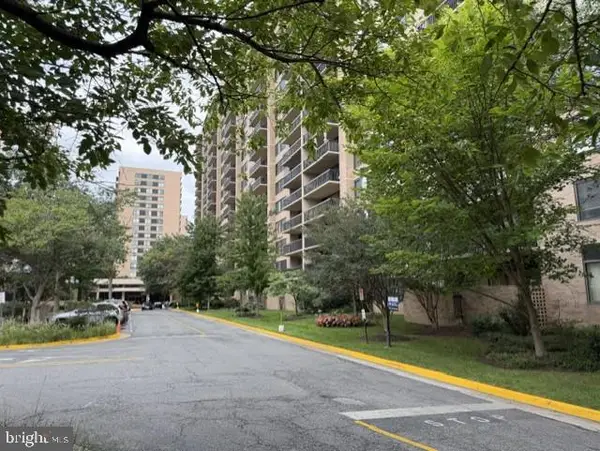 3713 S George Mason Dr S #704, FALLS CHURCH, VA 22041