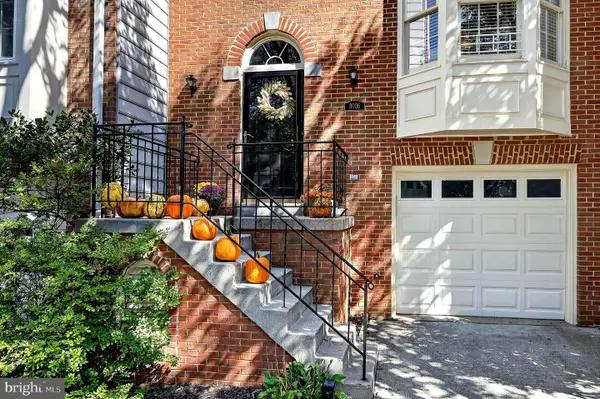 8006 Trevor Pl, VIENNA, VA 22182