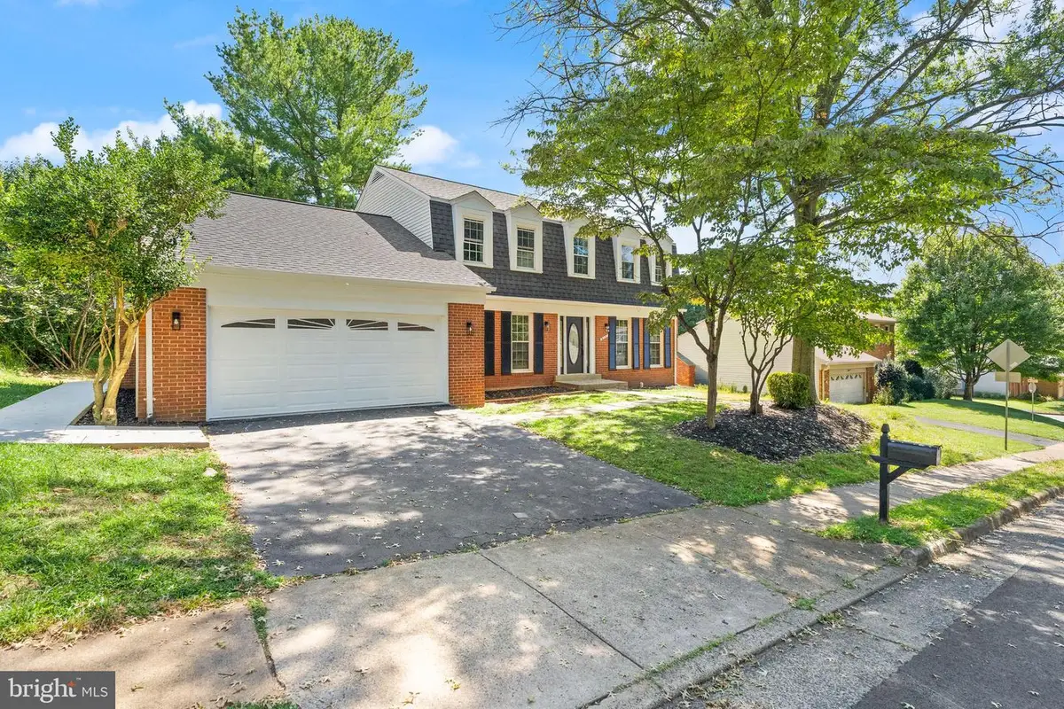 6121 Winnepeg Dr, Burke, VA 22015 - #1